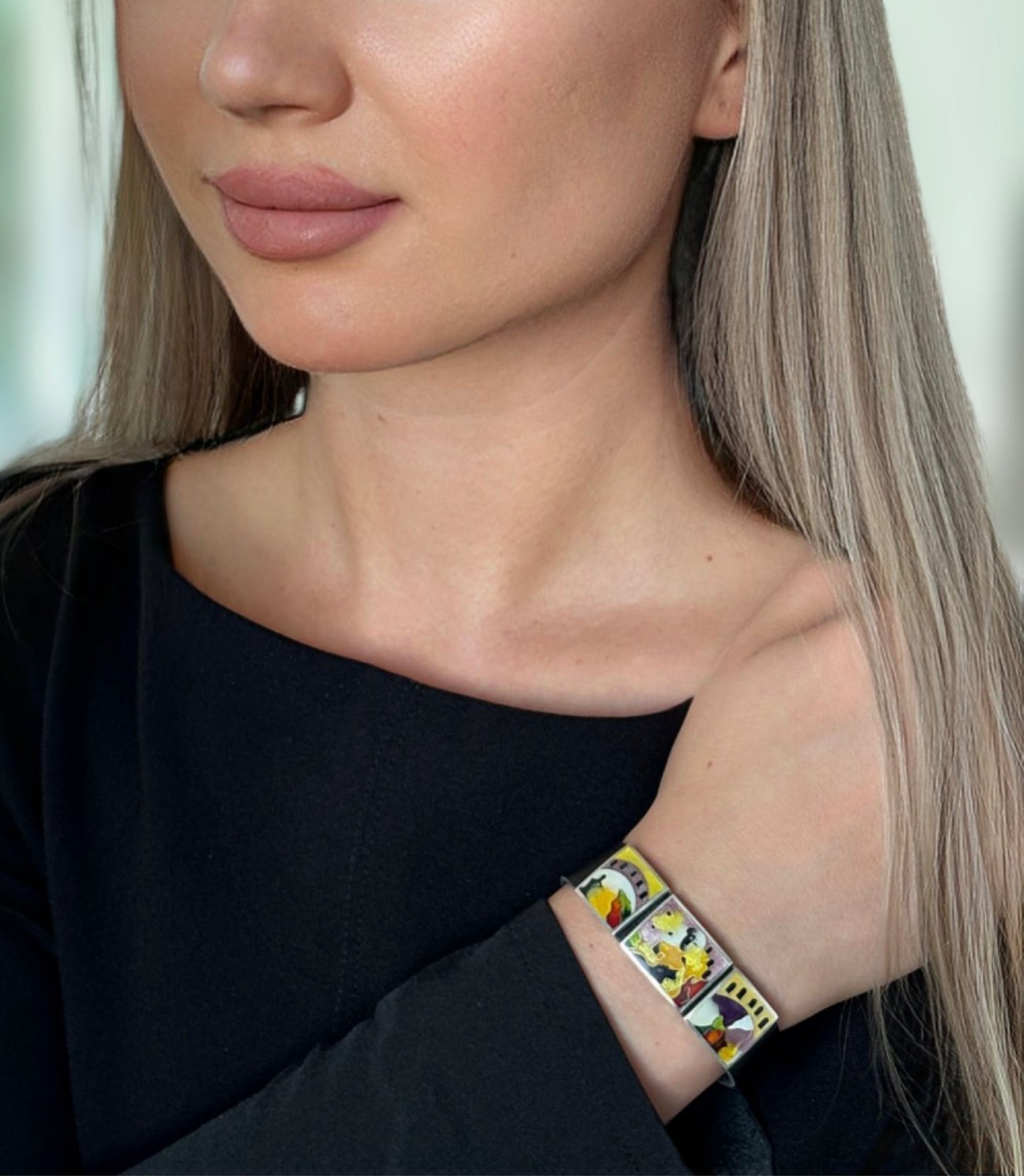 Bracelet “The Hallucinogenic Toreador”