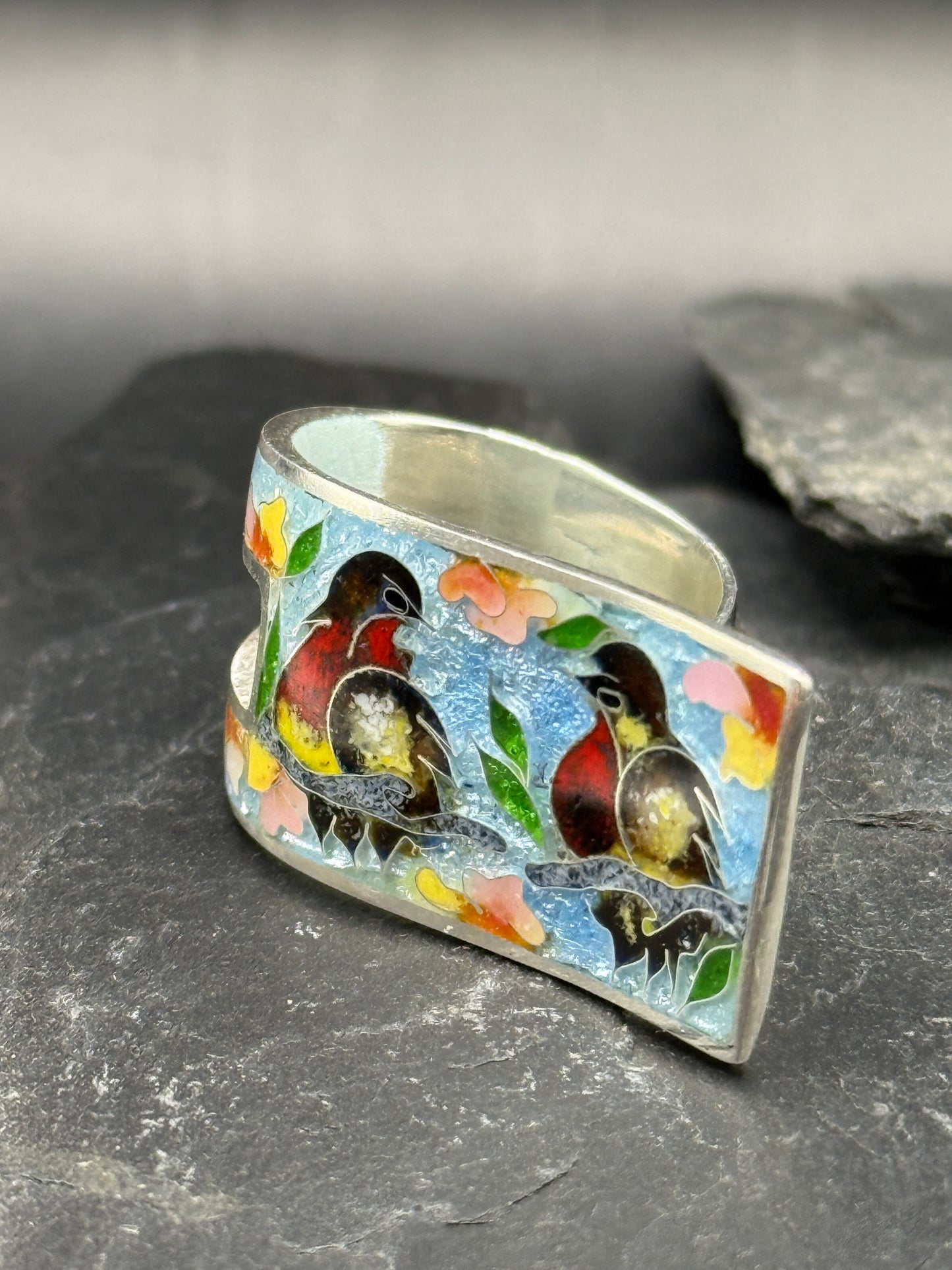 Ring "A song of two"