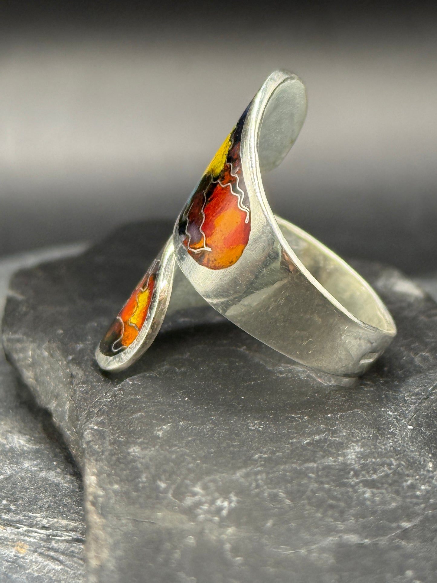 Ring "View from the Rose Garden"