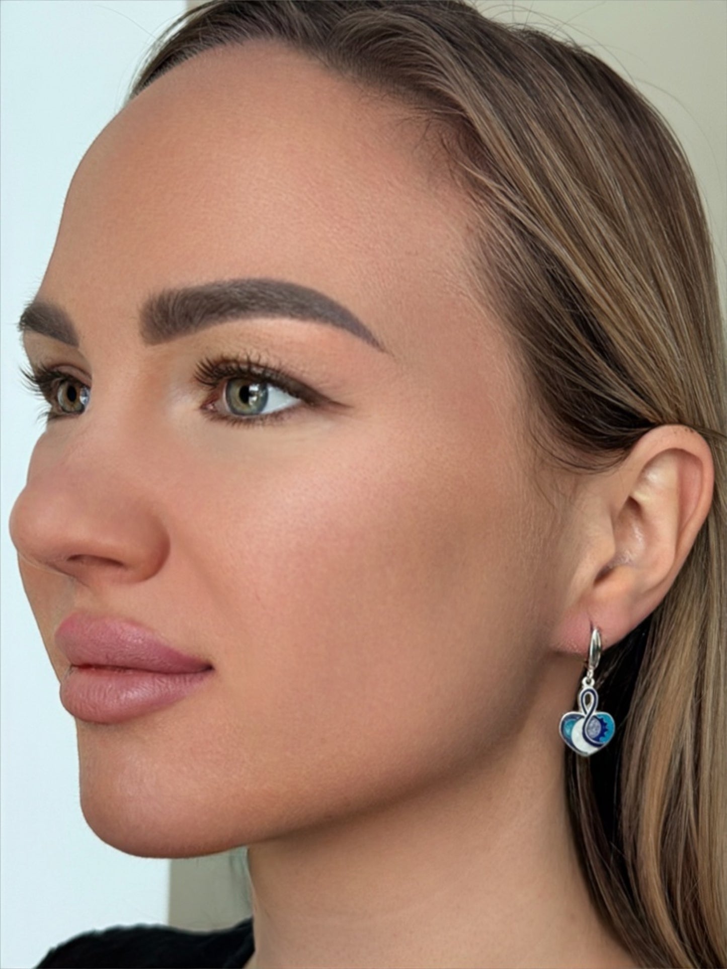 Kõrvarõngad “Lõpmatu süda” – Minanqari hõbe ja email