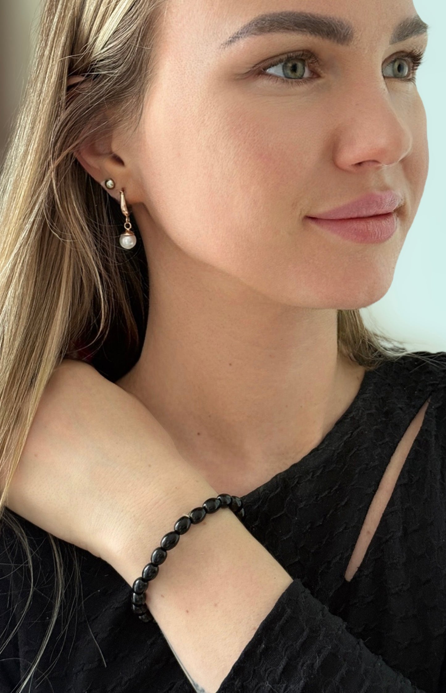 Gisheri (Jet) Bracelet – Natural Black Stone