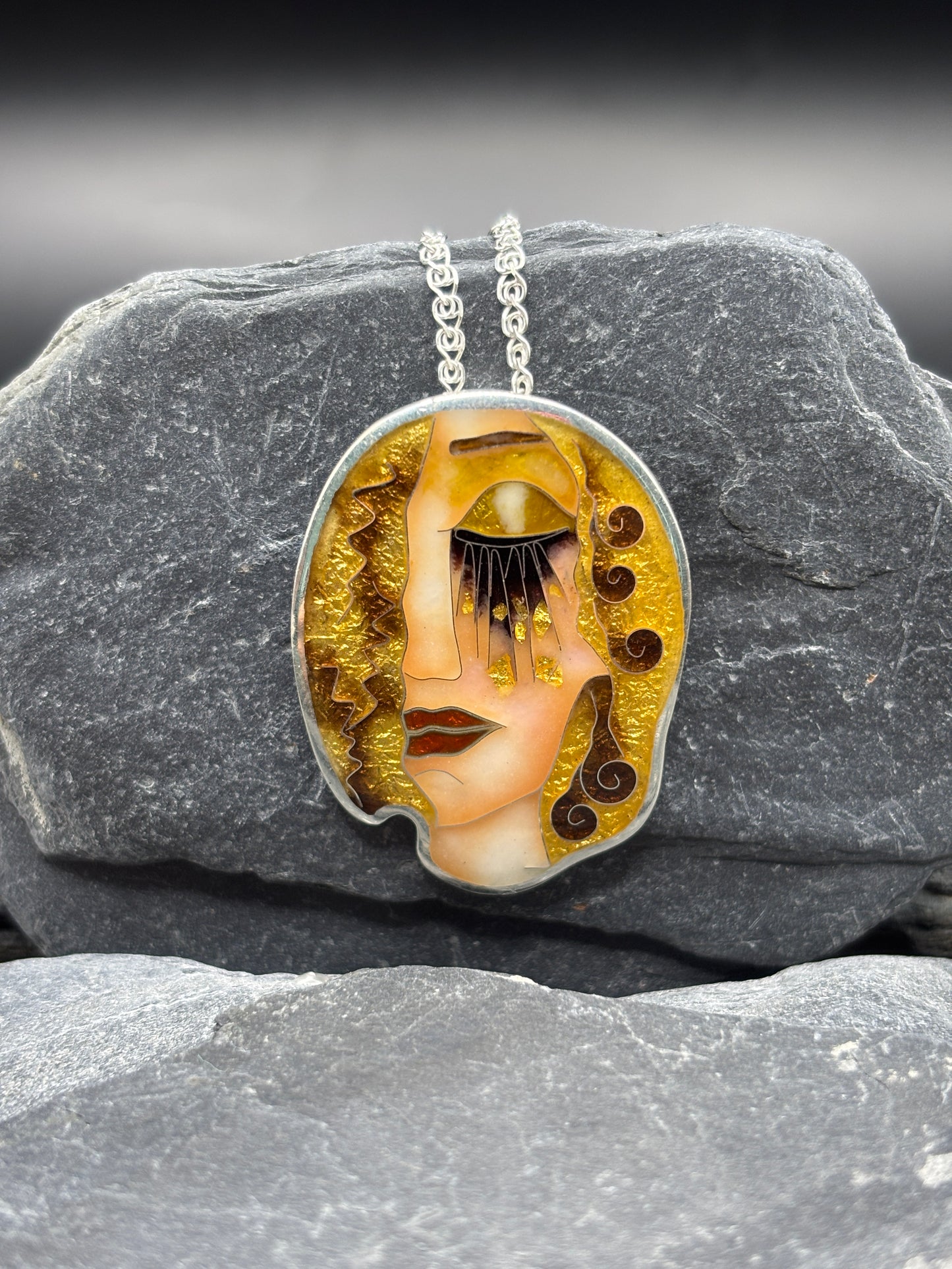 Pendant “Golden Tears”