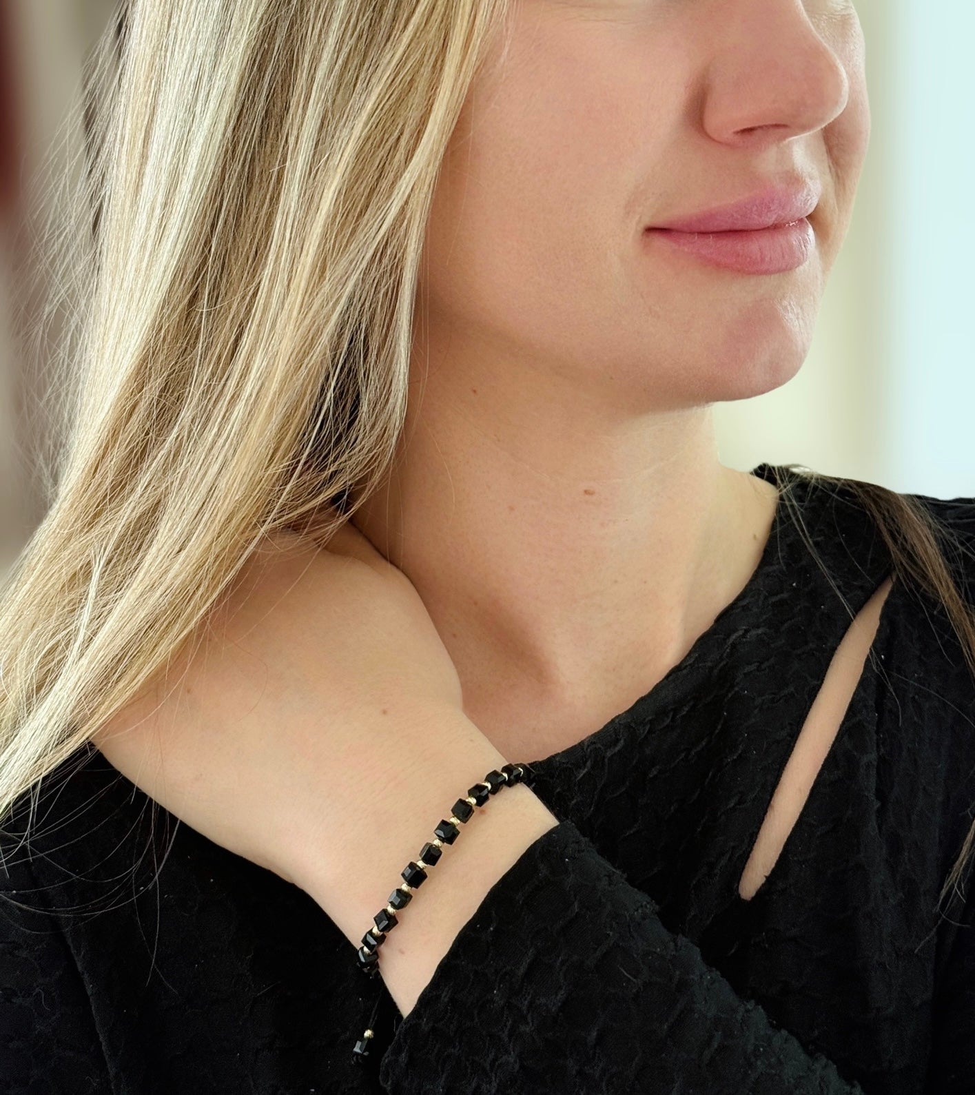 Jet & Gold Black String Bracelet – Protection Talisman