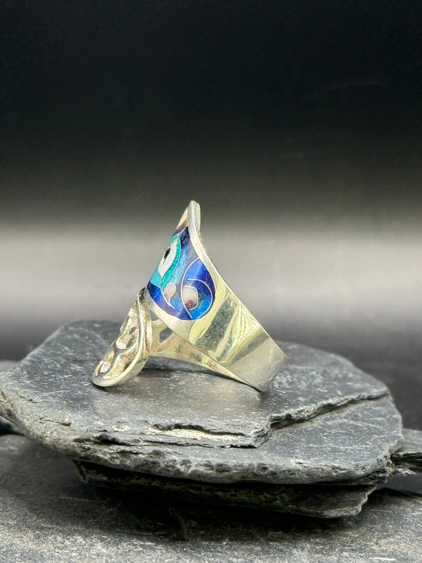 Blue Eye Minanqari Ring – Handmade Silver Enamel Ring