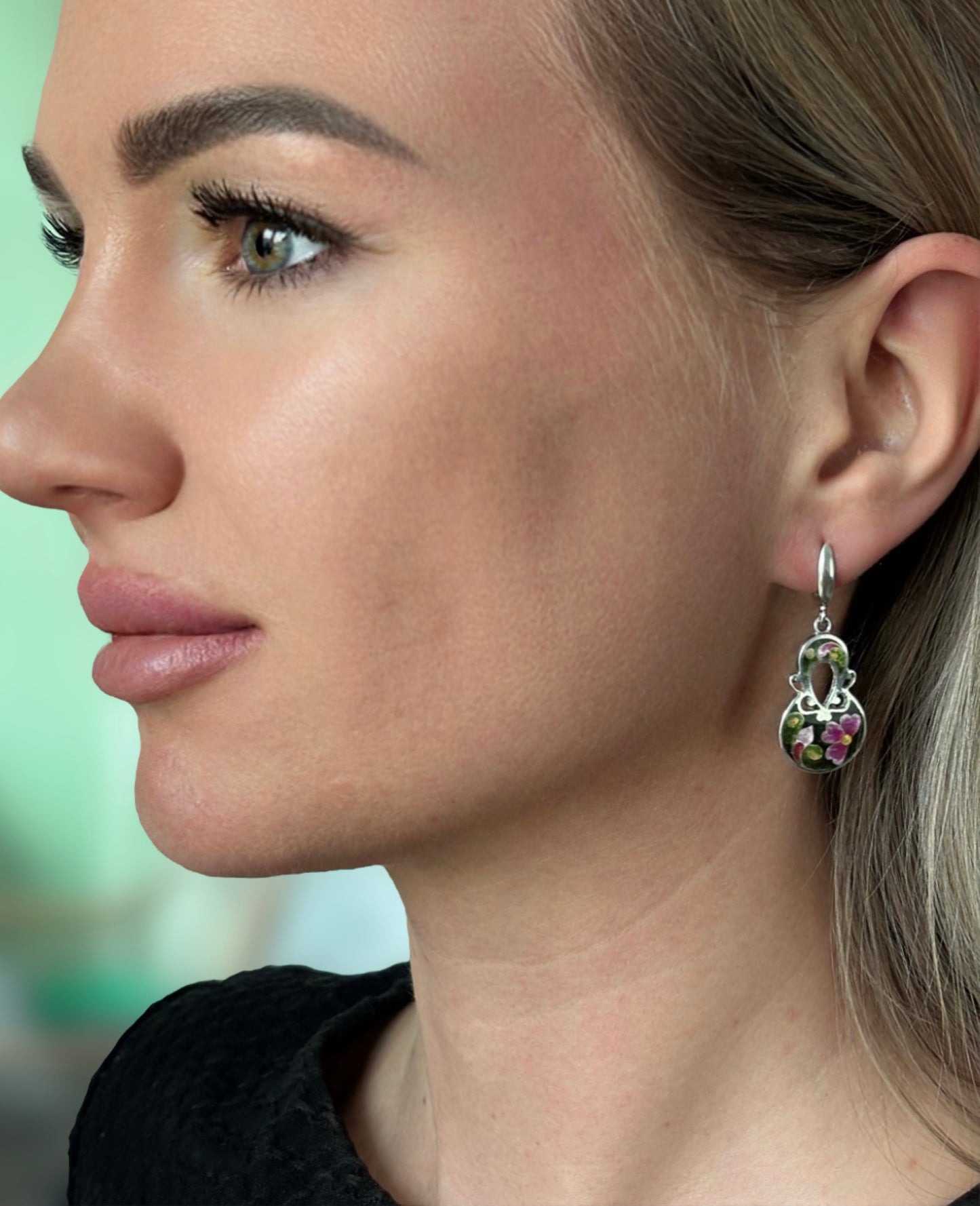 Kõrvarõngad "Kuninglik õis" - Minanqari hõbe ja email