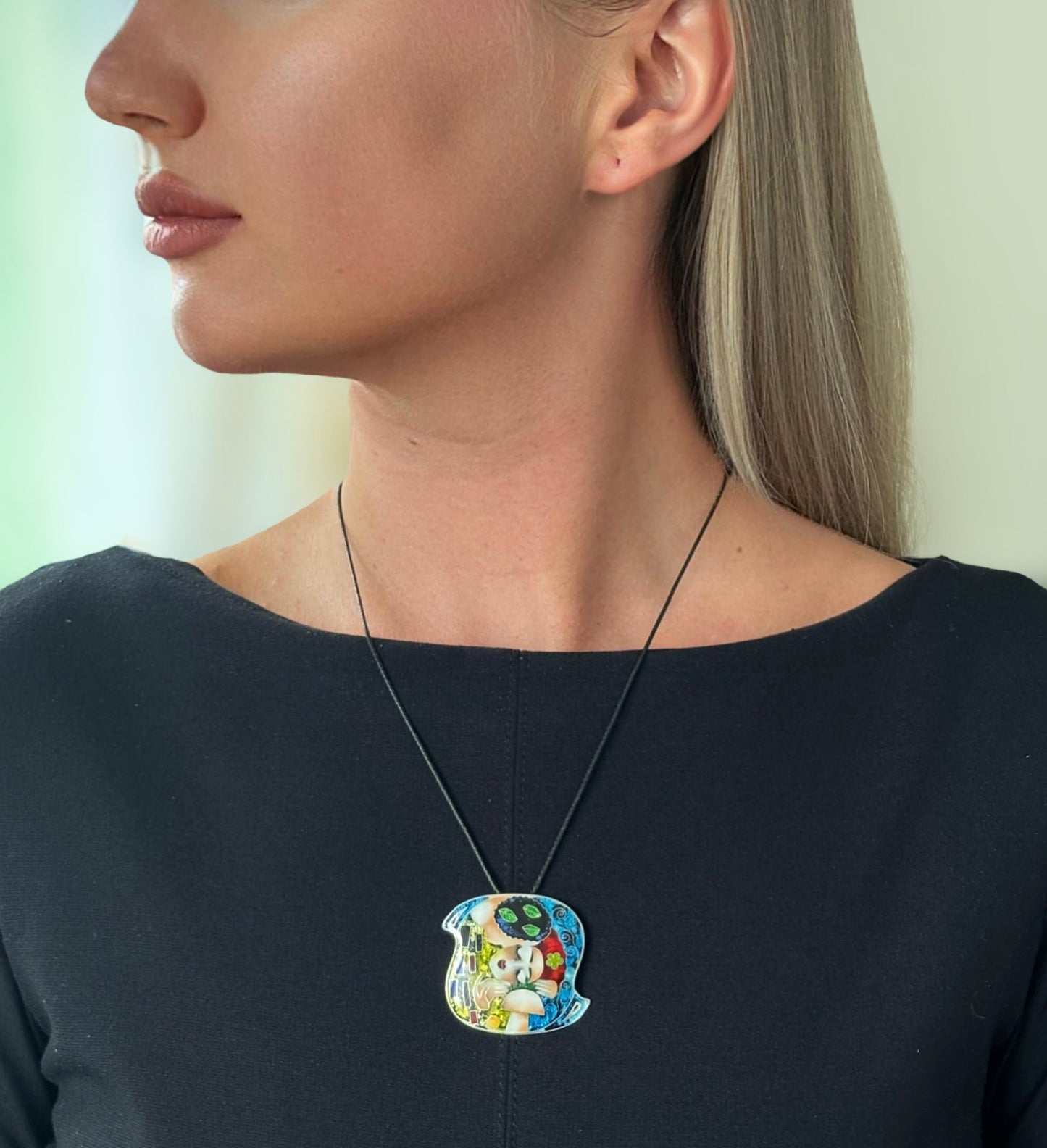 Pendant "The Kiss"