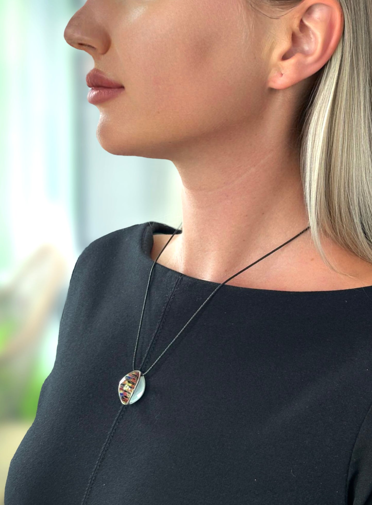 Pendant "The Kiss"