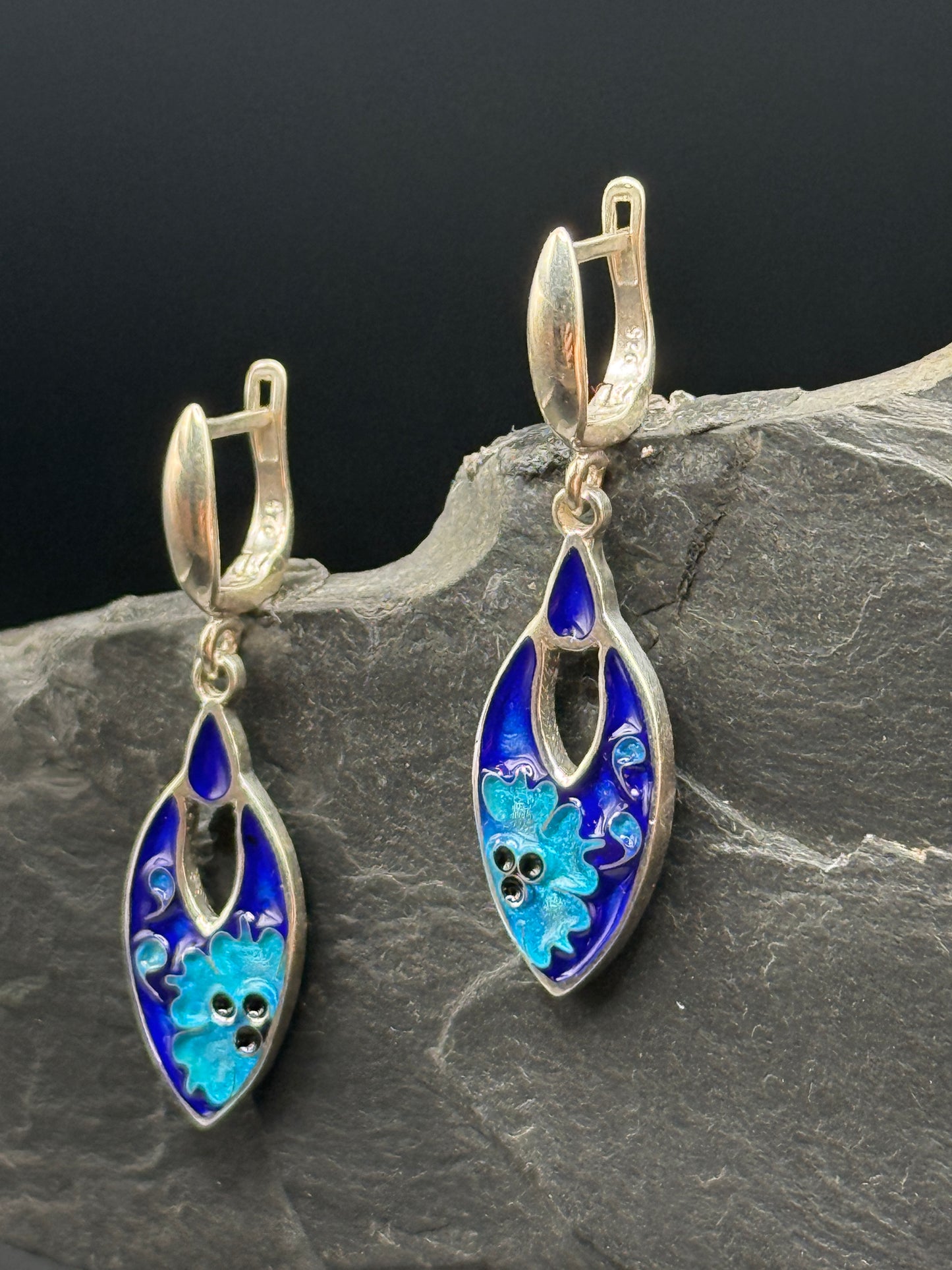 Серьги «Океанская волна» — серебро минанкари и эмаль