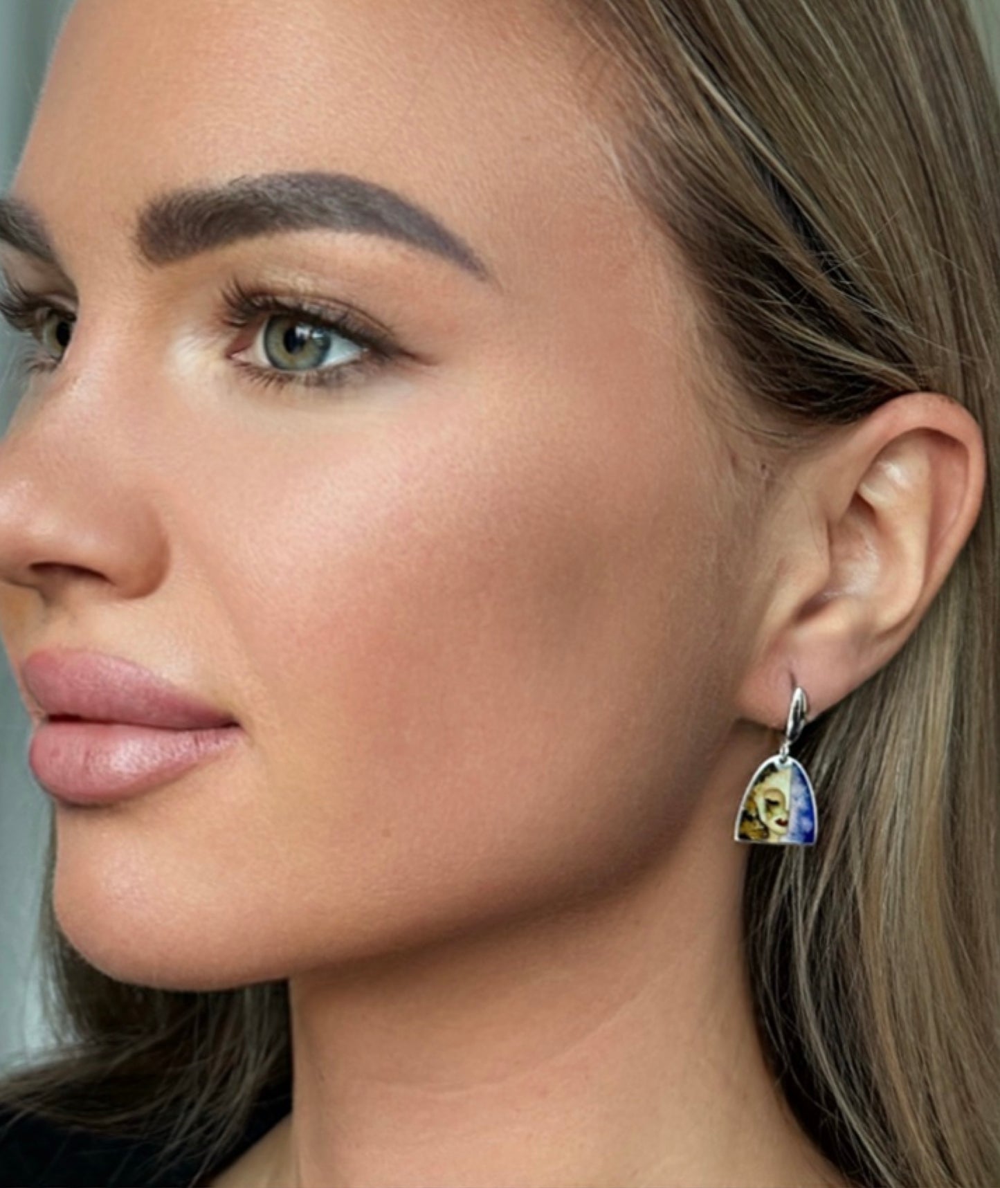 Серьги «Золотые слезы» — серебро минанкари и эмаль