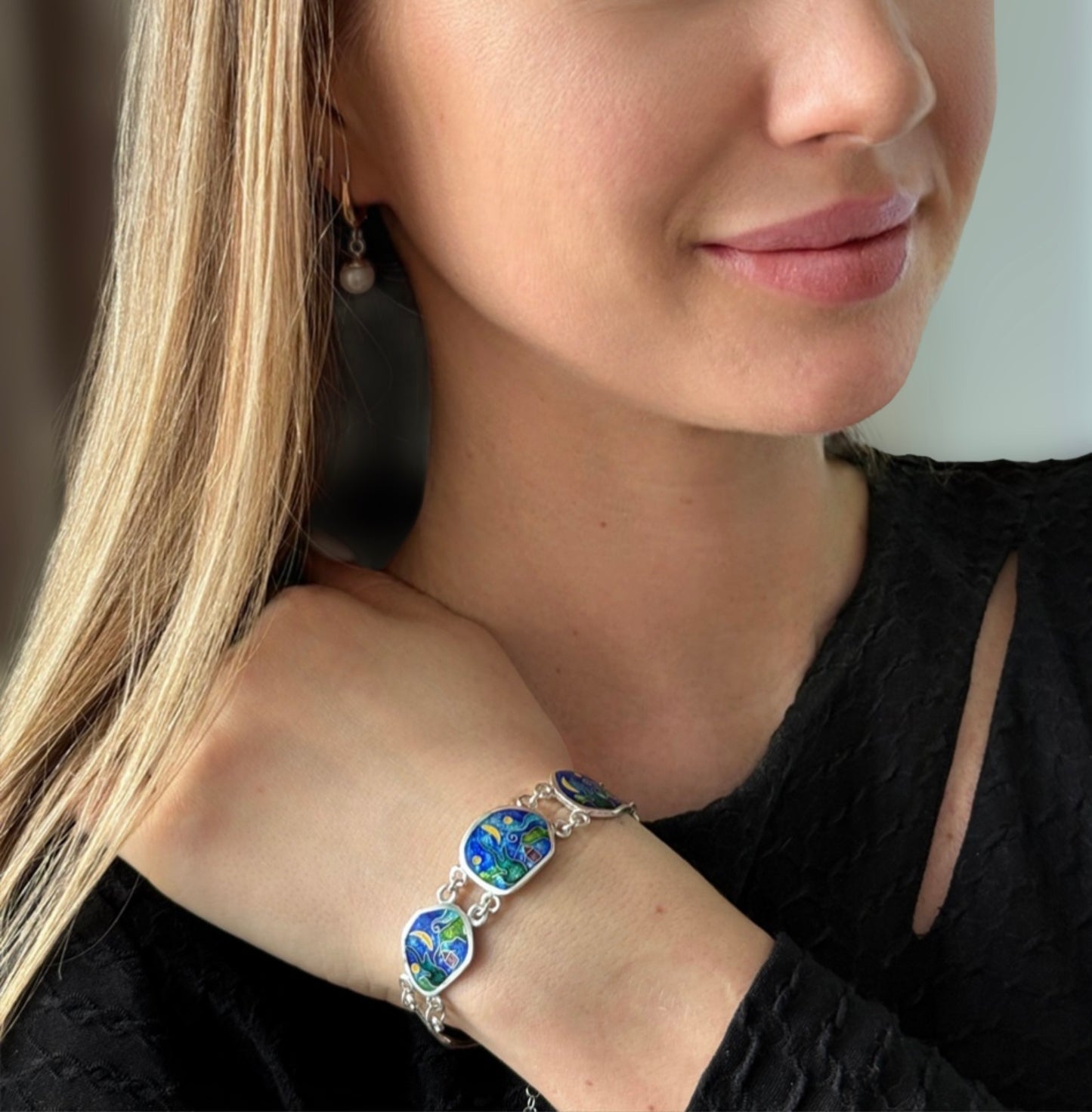 Käevõru “Tähistaevas” – Minanqari hõbe ja email