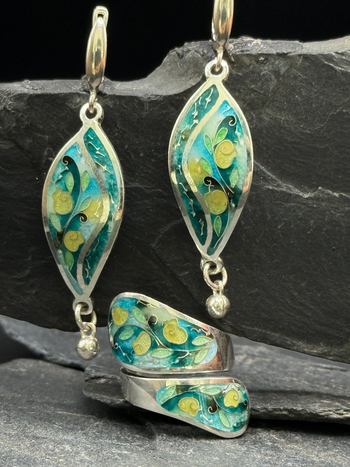 Sea Garden Minanqari Jewelry Set – Handmade Silver Enamel Earrings & Ring