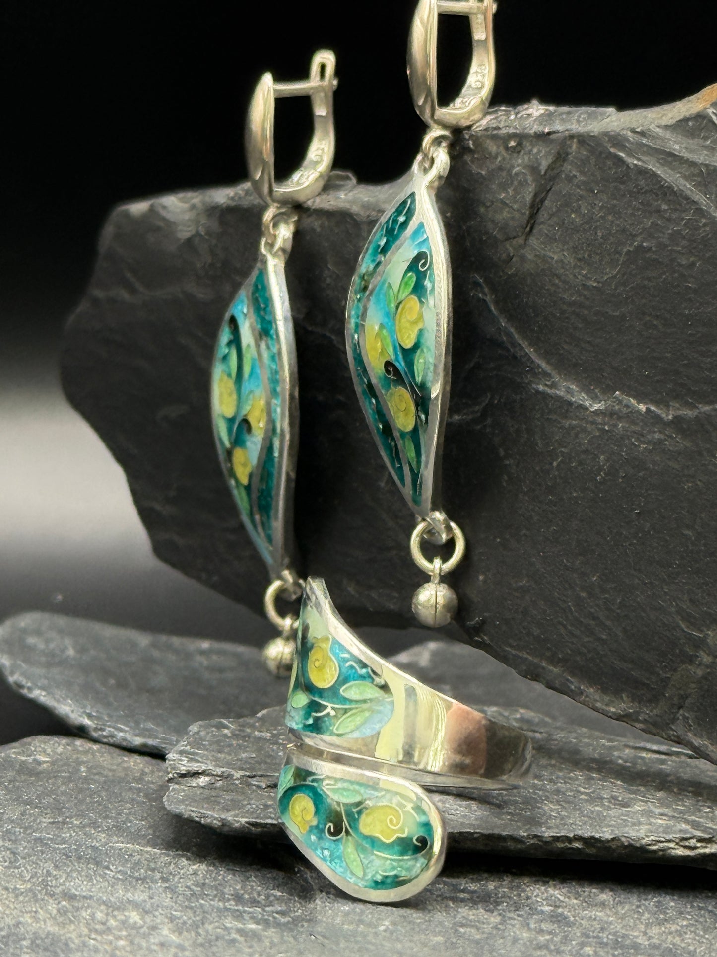 Sea Garden Minanqari Jewelry Set – Handmade Silver Enamel Earrings & Ring