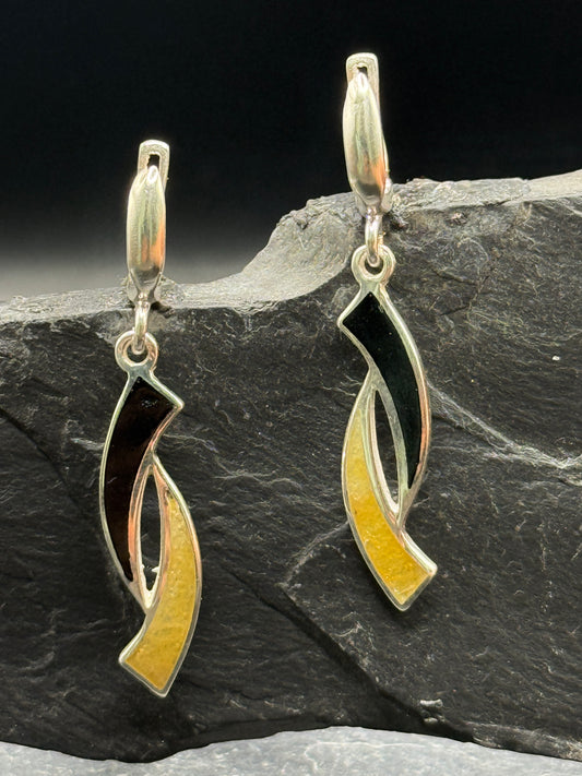 Harmony Flow Minanqari Earrings – Handmade Silver Enamel Earrings
